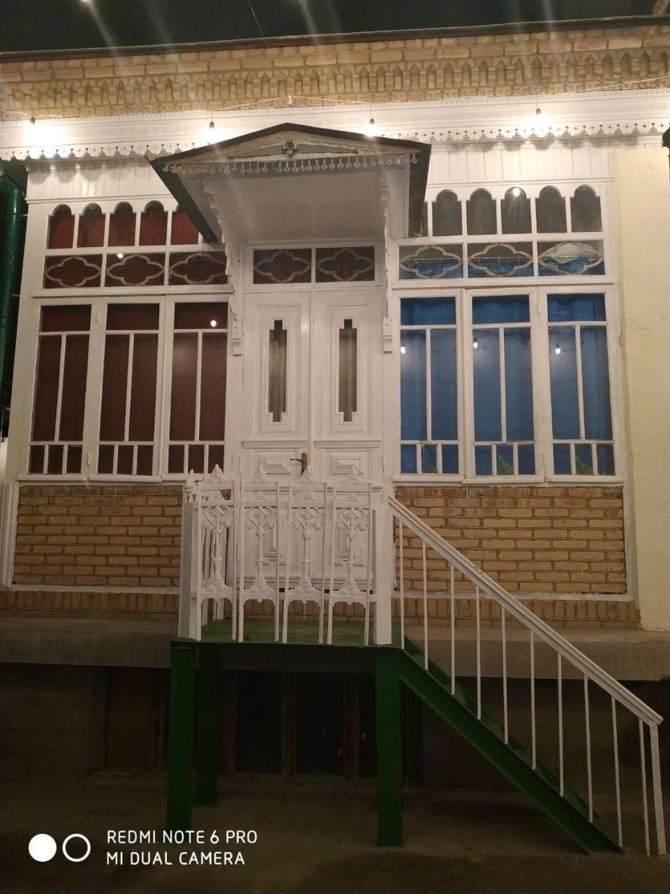 World Guest House Samarkand Ngoại thất bức ảnh